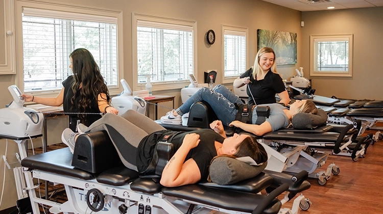 Staff Members With Decompression Patients